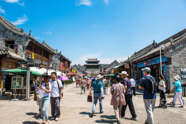 春满影视城,绚丽白鹿原 |鲜花、街拍、街访、演出票...一大波重磅福利来袭! 春满影视城,绚丽白鹿原 |鲜花、街拍、街访、演出票...一大波重磅福利来袭!