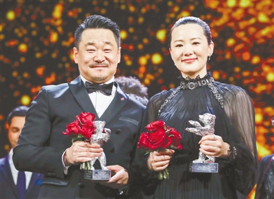 【娱乐-图片】中国演员获柏林电影节银熊奖