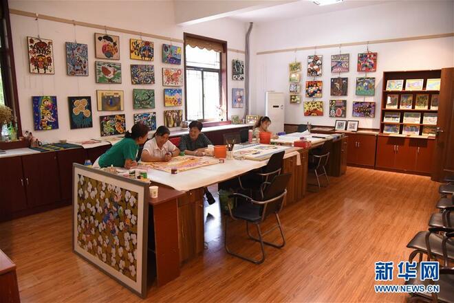 Lukisan Papar Suasana Hidup di Kampung_fororder_1126376351_15976317994211n