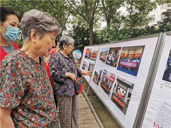 （有修改）【A】河南举办驻村“第一书记”助力脱贫攻坚图片展