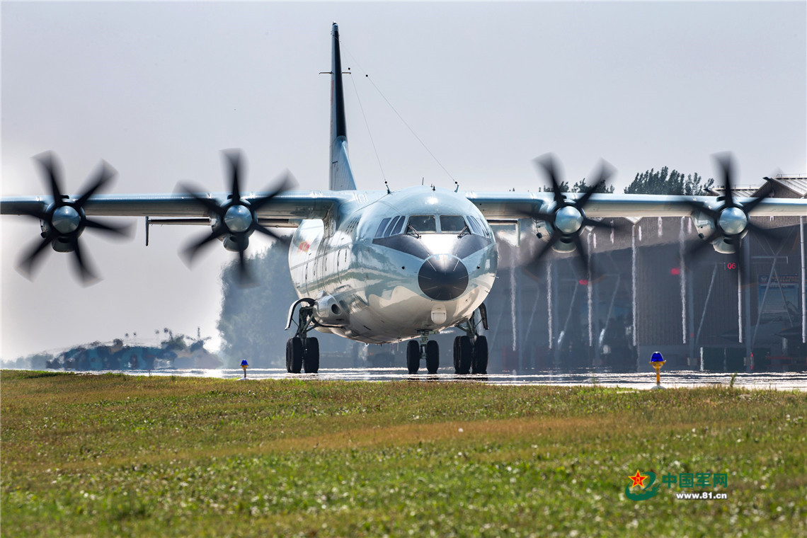 中国空军运-9飞机