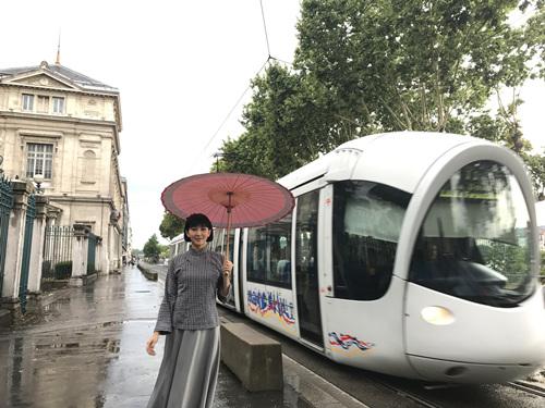 Խ 