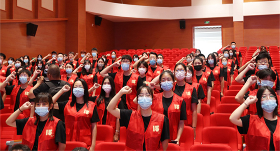 （有修改）【B】【吉07】第十五届中国长春电影节志愿者誓师大会在吉林外国语大学举行