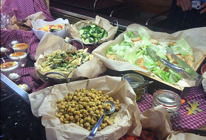 이것이 학교 식당메뉴? 말도 안돼... 이것이 학교 식당메뉴? 말도 안돼...