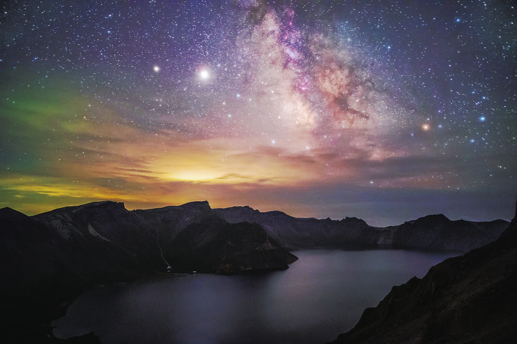 在天池观看流星雨——一场天文爱好者的盛宴