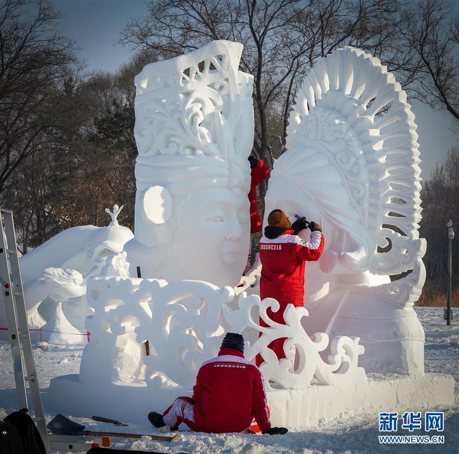 哈尔滨国际雪雕比赛落幕