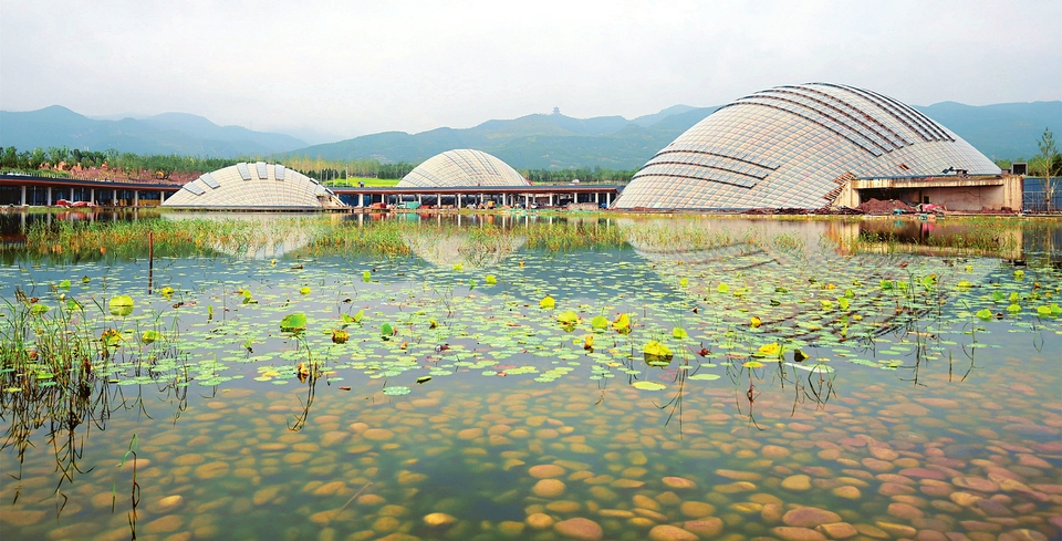 太原植物园三大主题温室场馆外部建设基本完工