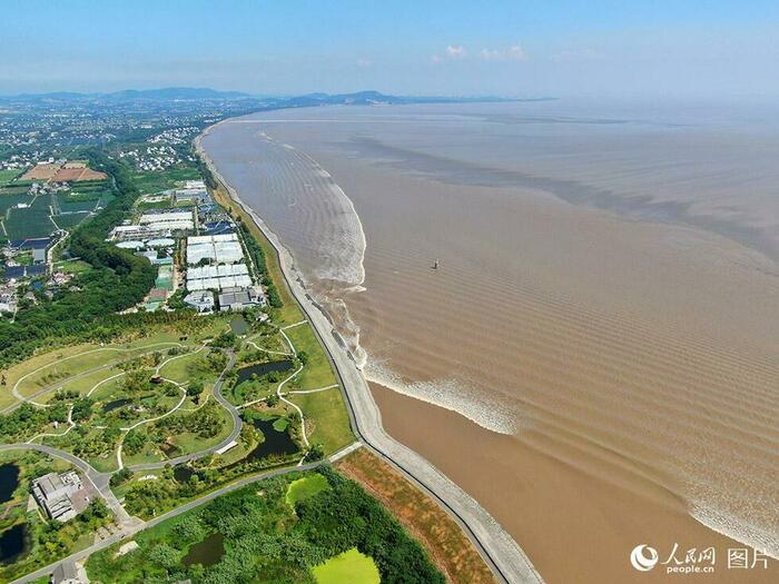 절강해녕의 전당강 교차 밀물 경관 절강해녕의 전당강 교차 밀물 경관_fororder_qtj-3
