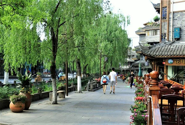 "Most Beautiful Streets" Improving the Environment of Street Blocks in Chengdu, China