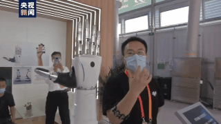 机器人病毒检测、无人机送快递……来看2020服贸会服务机器人展区的智能高科技