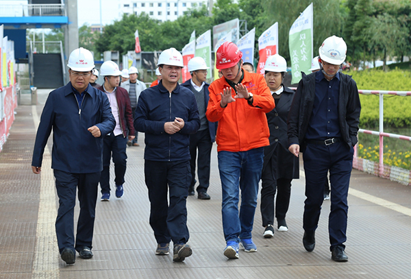 长江大桥项目国际在线四川消息:近日,宜宾市南溪区委书记肖敏率区委办