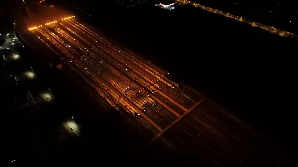 国际在线■大大大大片来袭，太科幻了！