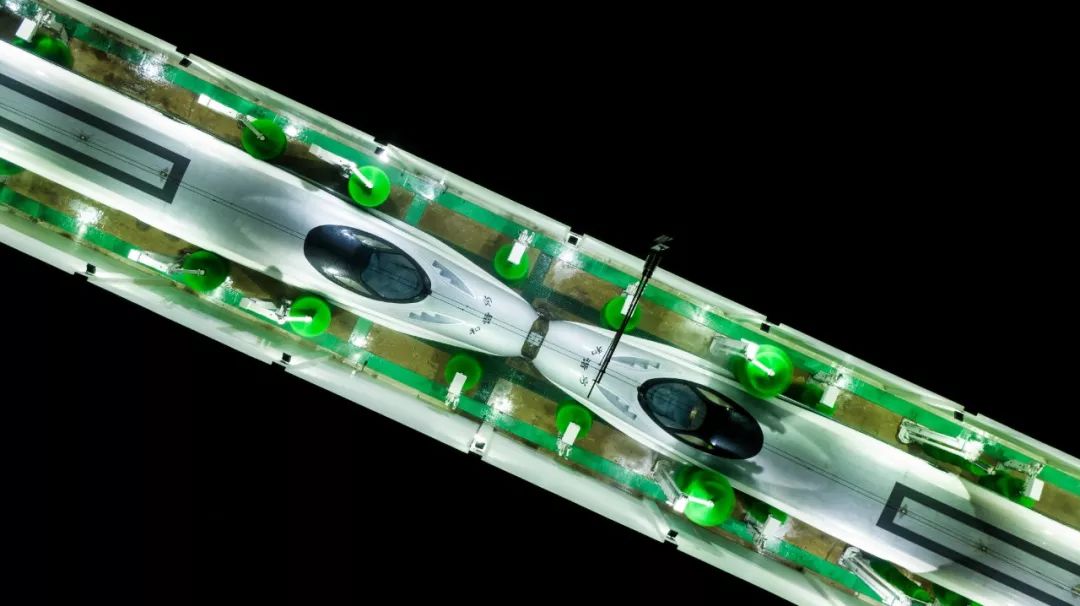 国际在线■大大大大片来袭，太科幻了！