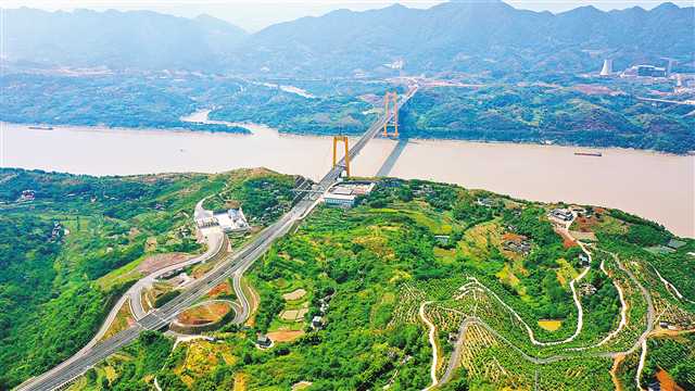 【城市远洋带图】太洪长江大桥进入收尾施工