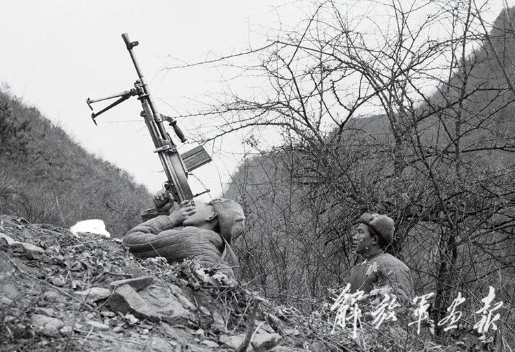 老照片：黑白镜头中的抗美援朝战争