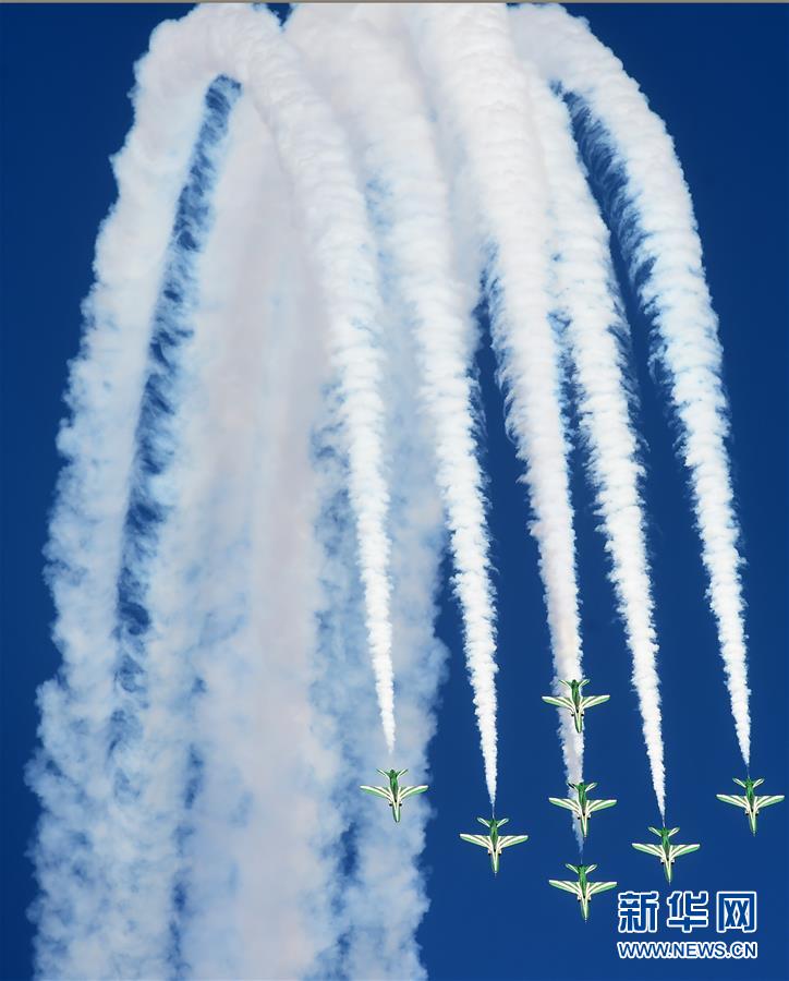 「新华网」科威特举办第二届航空展