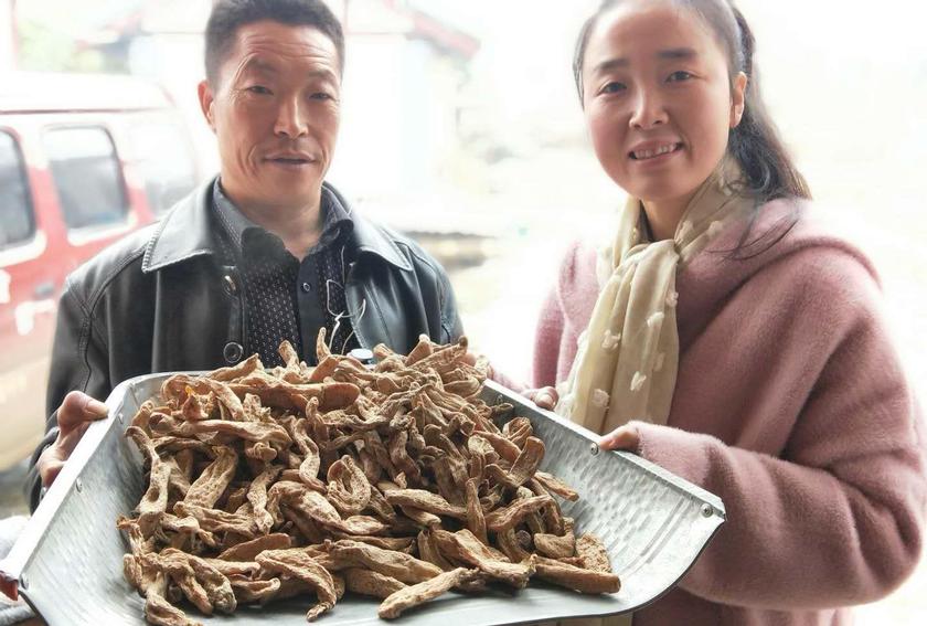 时政新闻眼丨习近平在甘肃代表团强调，这项工作越到最后时刻越要响鼓重锤