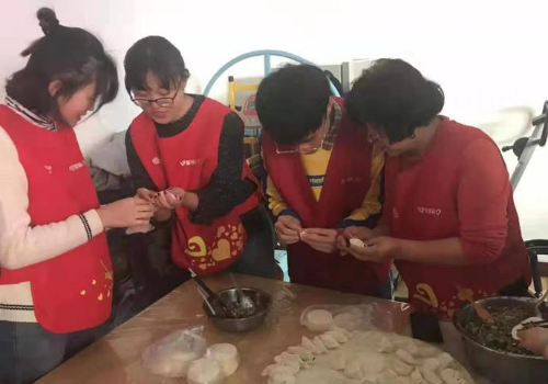 沈阳铁西志成里社区开展“二月二”志愿服务活动