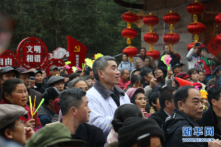 【新春走基层】文化进万家暨重庆市美丽乡村文艺秀活动走进綦江