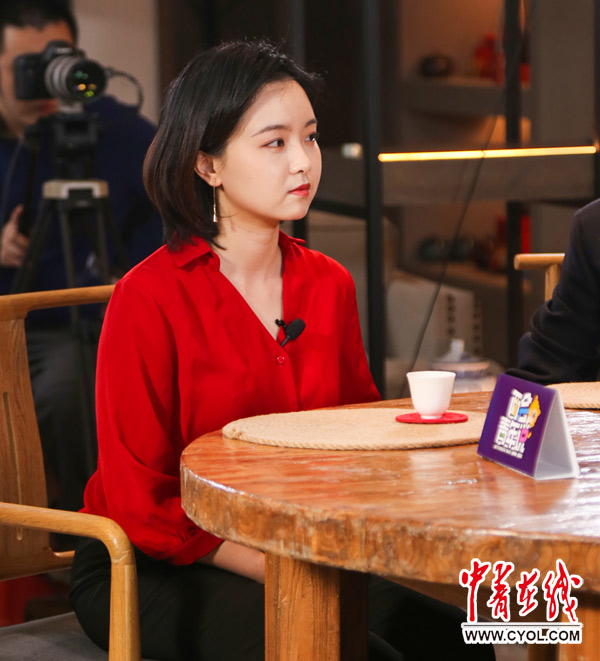 【两会青年说】有没有那么一刻 “我和我的祖国”拨动你心弦