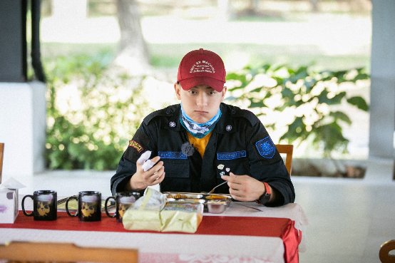 首席弟子黄子韬信守承诺 携带神武4粉丝礼物录制节目 首席弟子黄子韬信守承诺 携带神武4粉丝礼物录制节目