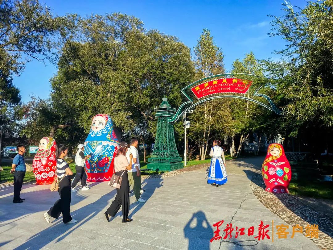 中俄民族风情园:俄罗斯帅哥美女来了