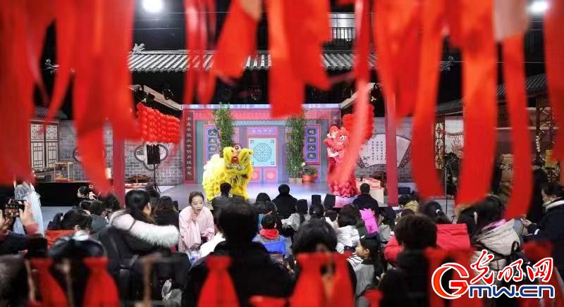 「光明网」“浸入式”古诗小镇带小朋友穿越千年诗境