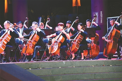 沈阳：内蒙古民族艺术剧院交响乐团亮相第六届浑河岸交响音乐节