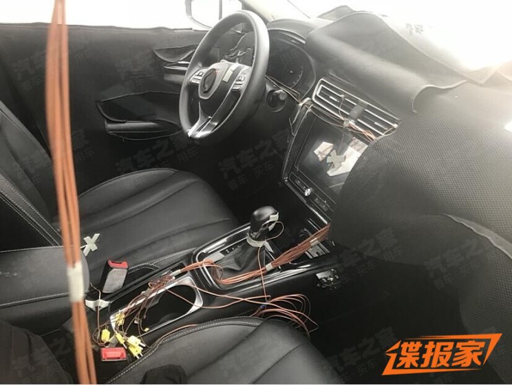 【据说】新增插混车型 荣威i5插电混动版谍照