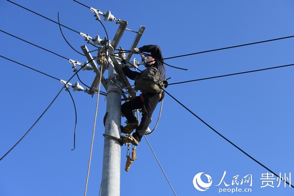 安顺供电局累计投资4.43亿元 为脱贫攻坚贡献“电网力量”