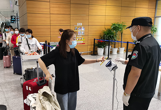 【A】【吉07】长春龙嘉国际机场启动进港旅客“吉祥码”自动化查验工作