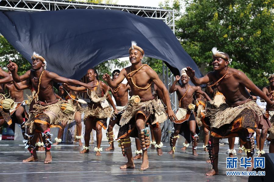 新华网：莫桑比克总统纽西就职仪式举行