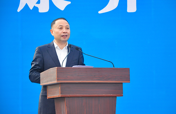 图片默认标题_fororder_3自贡市委副书记、市长何树平致辞（摄影-冯常英）