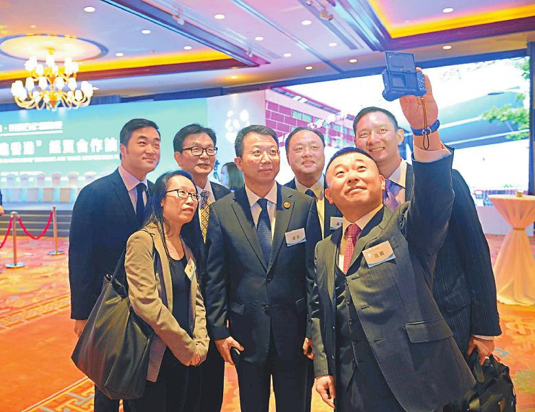 （导航成都）香港机构发布白皮书 建议港企到四川寻找新通道