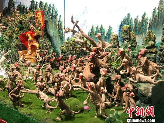 【焦点图】长沙非遗展示馆开馆 千余件湖湘文化精品亮相橘子洲 【焦点图】长沙非遗展示馆开馆 千余件湖湘文化精品亮相橘子洲