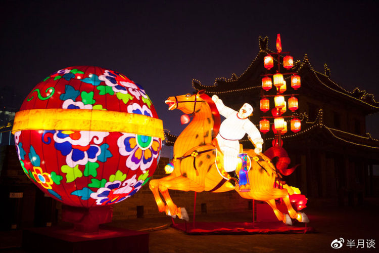 2020西安城墙新春灯会17日启幕 “四大范儿”点亮“中国年”