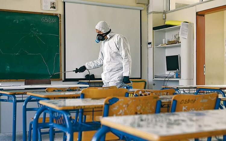希腊59所学校出现新冠肺炎确诊病例 部分年级、班级暂时关闭