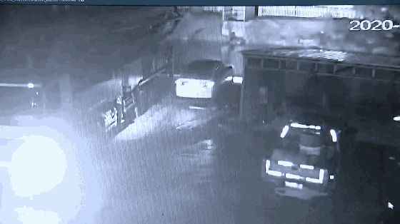 「新华社」“几条人命啊，我不救谁救！”