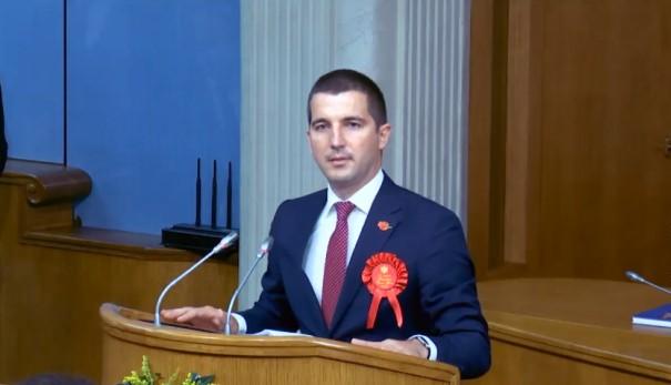 贝契奇当选黑山共和国新一届议会议长