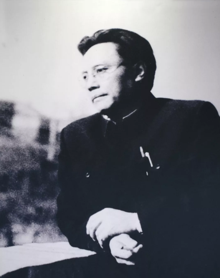 习近平云南行丨走进马克思主义哲学家艾思奇故居