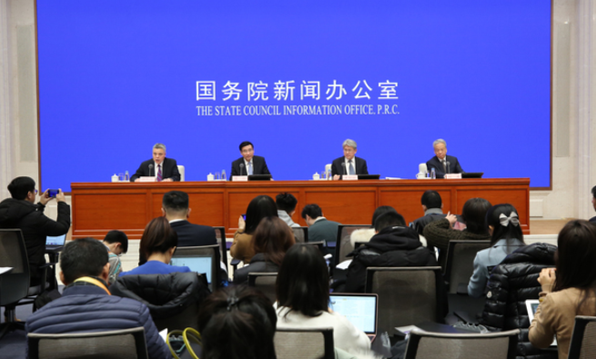 「央视网」工业和信息化部：坚定对外开放合作 推动5G渐进式发展