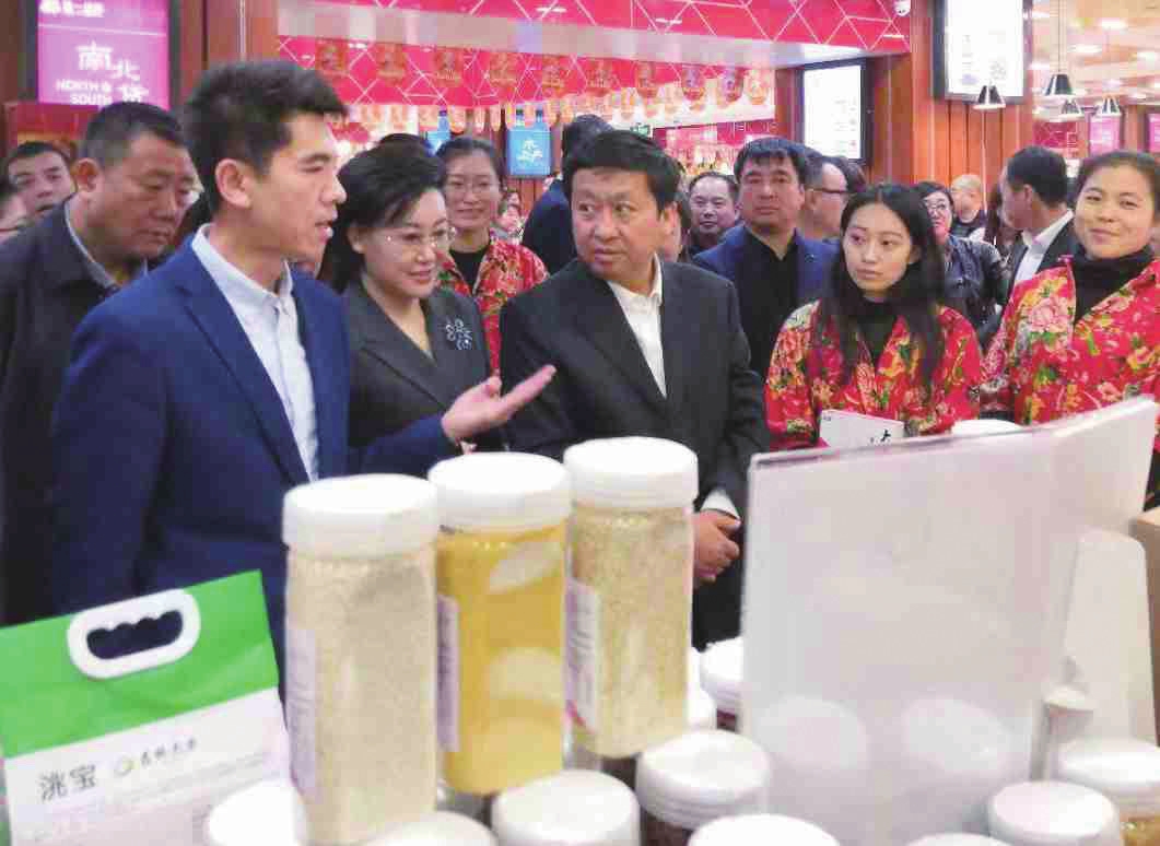 “白金名片”抢滩上海——2018吉林大米上海社区宣传月活动全面启动 “白金名片”抢滩上海——2018吉林大米上海社区宣传月活动全面启动