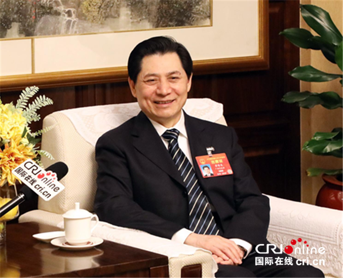 图片默认标题_fororder_全国人大代表、广西壮族自治区人民检察院检察长崔智友接受国际在线专访 摄影 覃晓波_副本_副本