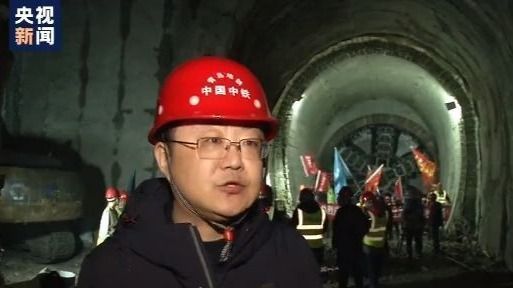 3000多名参建人员 两年多努力 国内最长过海地铁隧道在山东青岛贯通