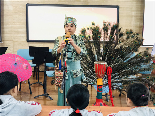 图片默认标题_fororder_“乐动蓉城”惠民音乐会（石室联中蜀华分校 供图）2