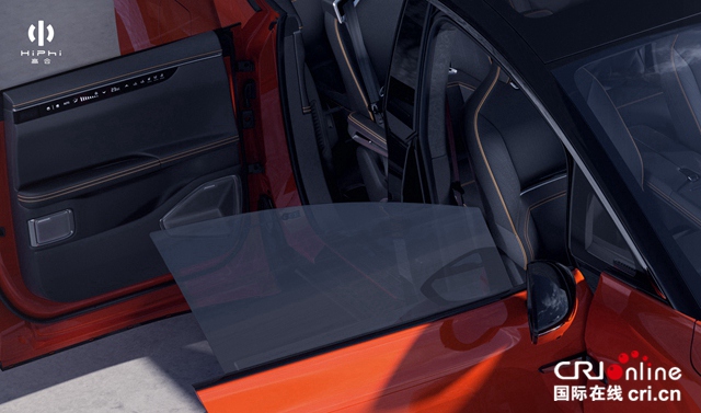 新興EVメーカー華人運通 電気SUV「HiPhi (高合) X」世界初公開_fororder_4