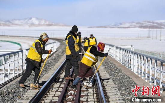 「中新网」【图刊】雪域“天路”的守护者