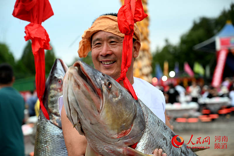 【城市远洋】葡京电子游戏淅川：丰收节里共飨“全鱼宴”