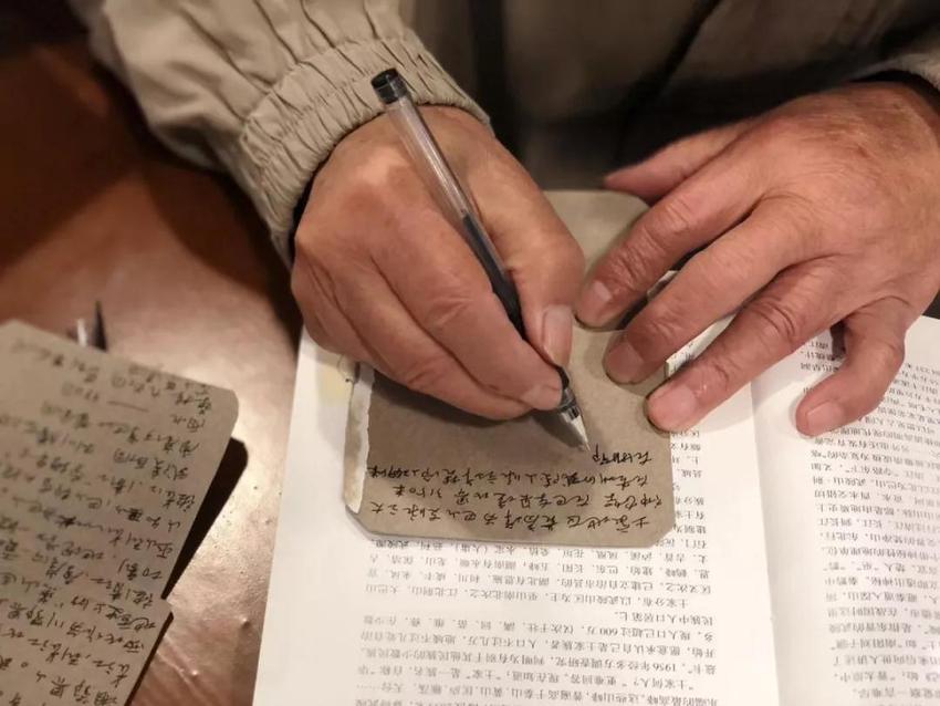 （导航成都，移动端）走进毛边书局·桃蹊书院 看成都成华打造的群众文化“桃花源”