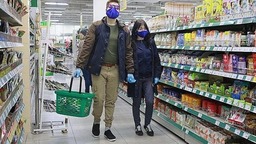 俄单日新增新冠确诊病例连续三天超六千例 多地加强防疫措施